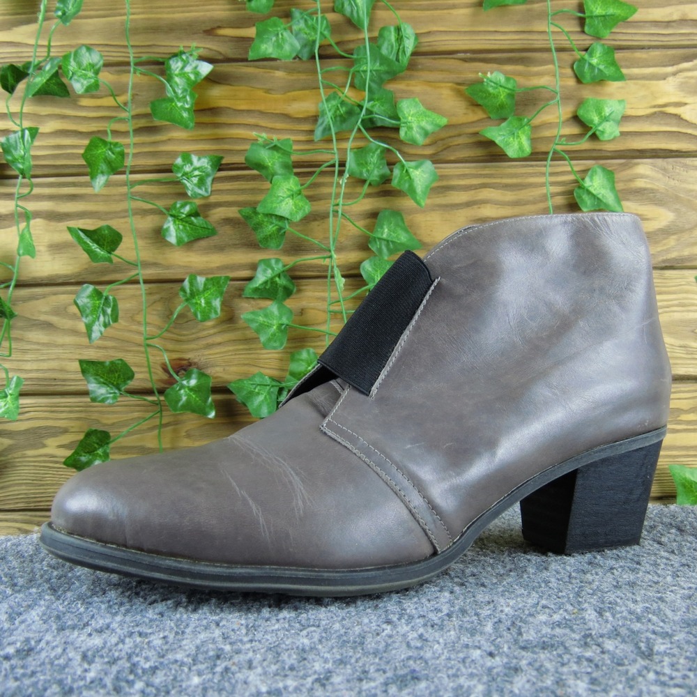 B.‎ Unique Brown Leather Ankle Boots Women 40 Block Heel Slip On Stylish